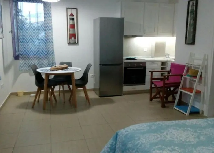 公寓 Vourkari 2 With Kitchen Ioulis