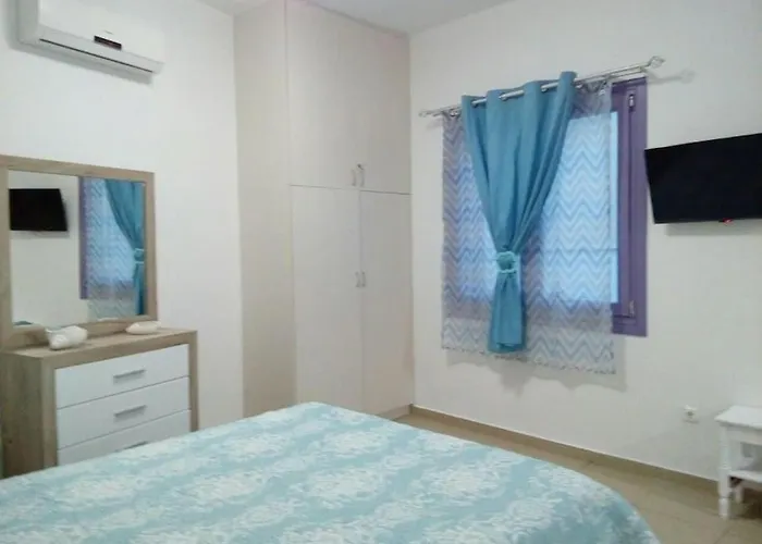 Апартаменты Vourkari 2 With Kitchen Ioulis